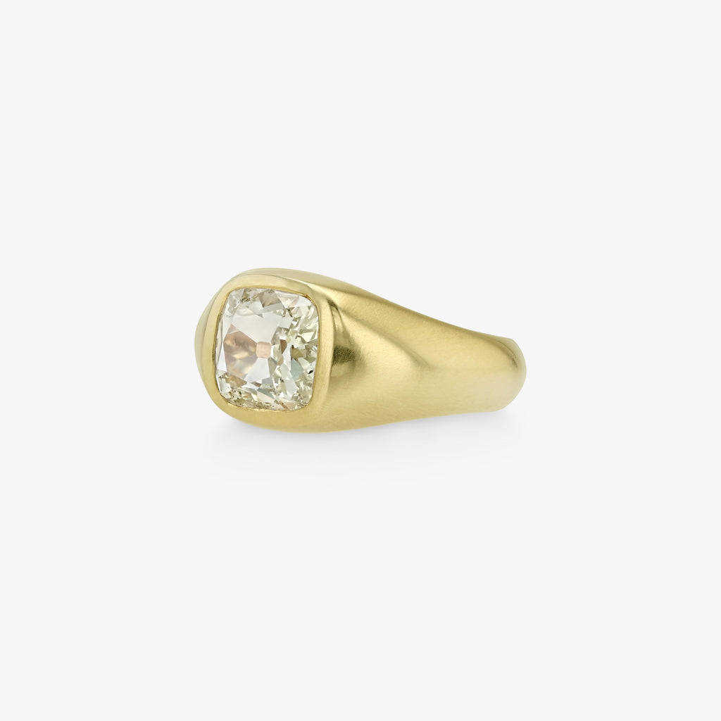 Pinky Ring